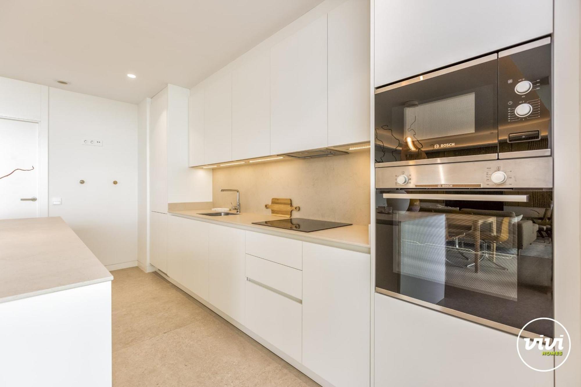 Vivi Homes - Alma Pool, Gym, Sauna, Terrace & Sea View Torremolinos