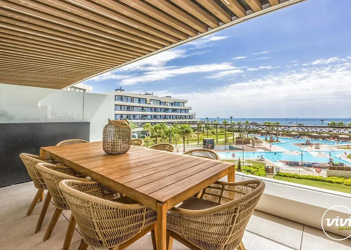 Vivi Homes - Alma Pool, Gym, Sauna, Terrace & Sea View